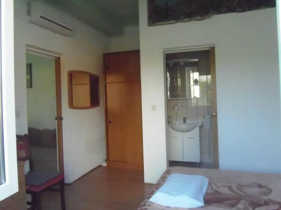 House Lopar Apartment