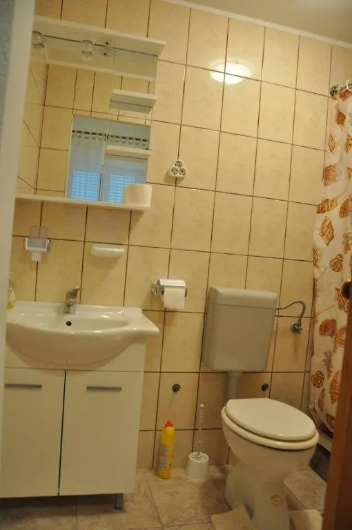 House Lopar Apartment